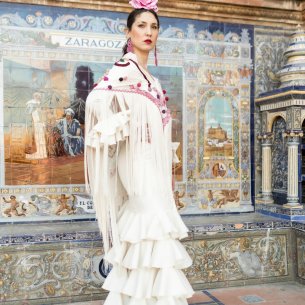 Traje de flamenca beis