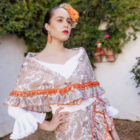 blusa y falda flamenca