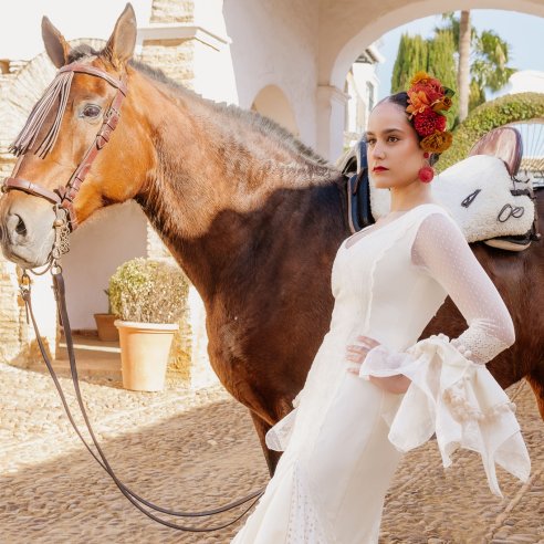 vestido de flamenca crudo