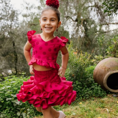 Conjunto flamenco niña de dos piezas: top flamenco y falda flamenca.