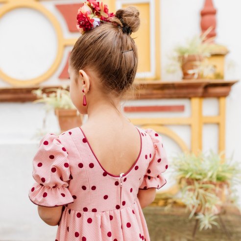 Detalle de manga farol y tejido de algodón en vestidos flamenca niña Carmen Garrido.