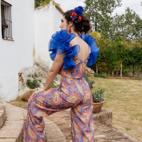 Volantes de organdí del conjunto flamenco confeccionado en Granada