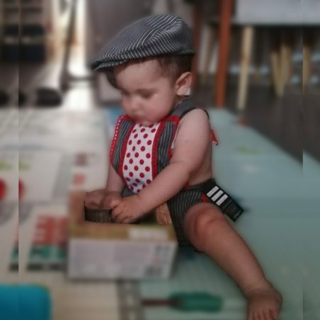 niño vestido de gitano