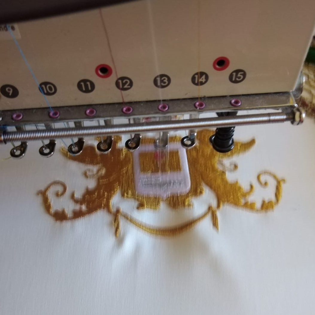 Máquina de bordar Granada