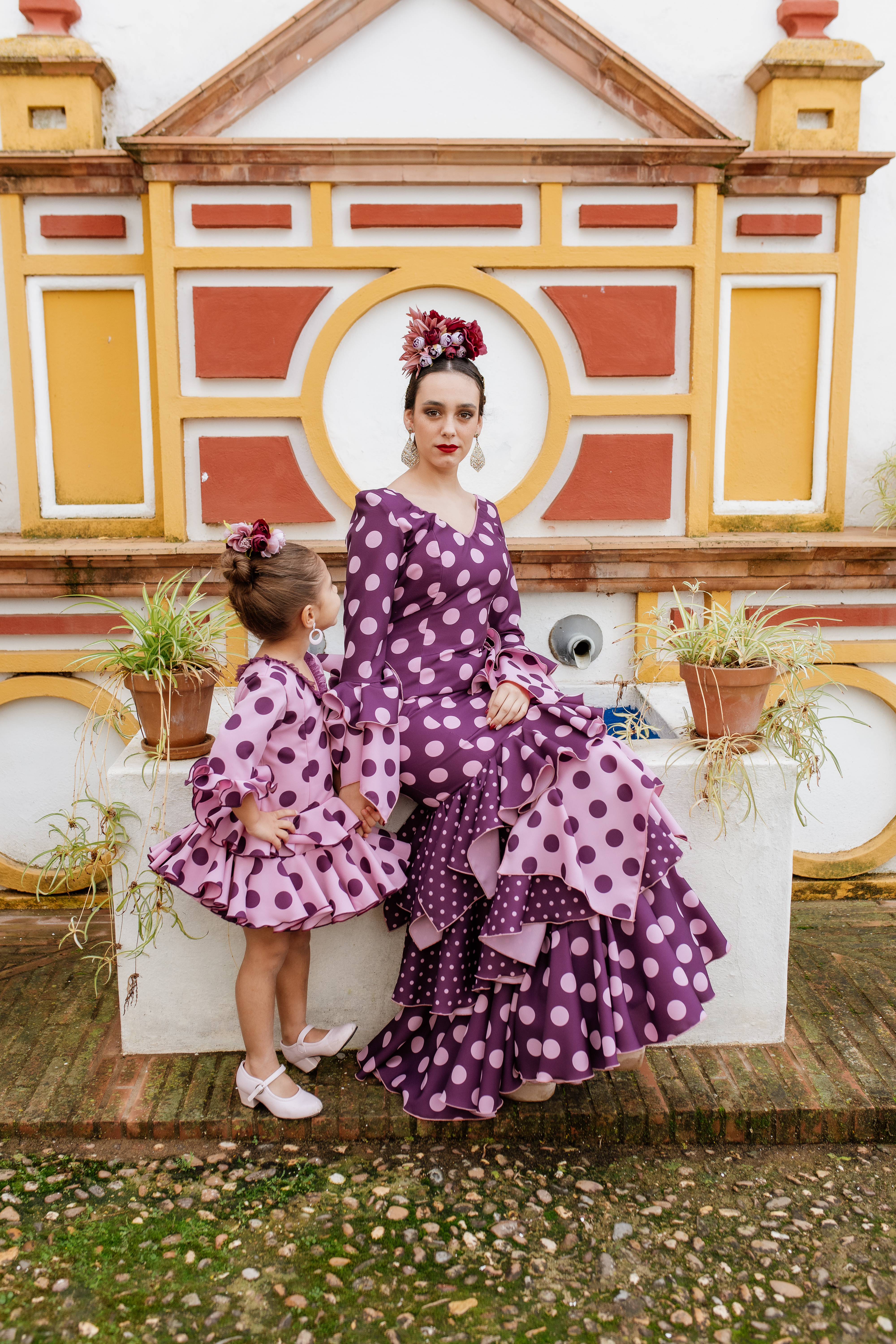 flamencas madre e hija vestidas a juego